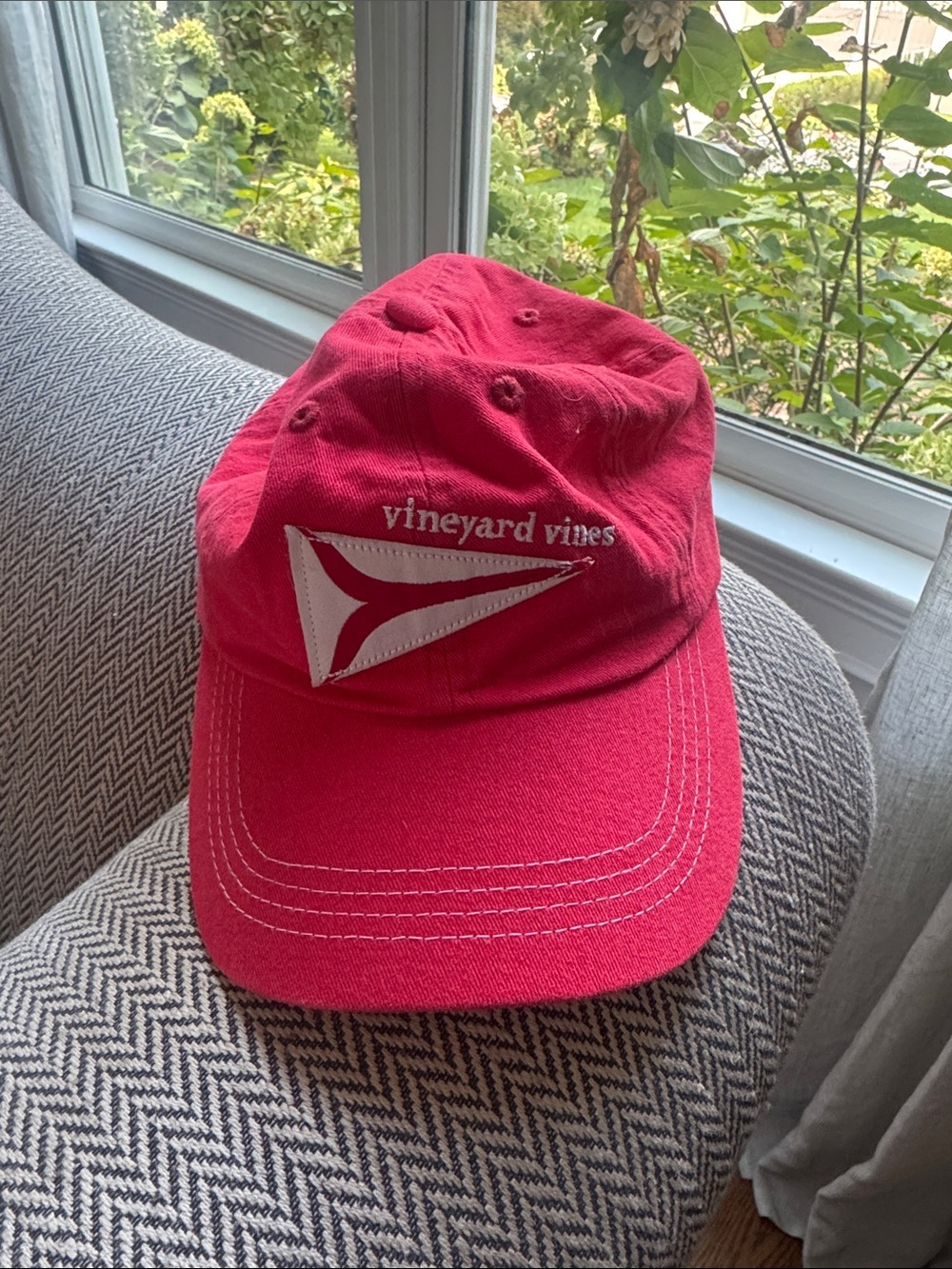 Vineyard Vines Kids Red Baseball Cap with White Logo. Like New